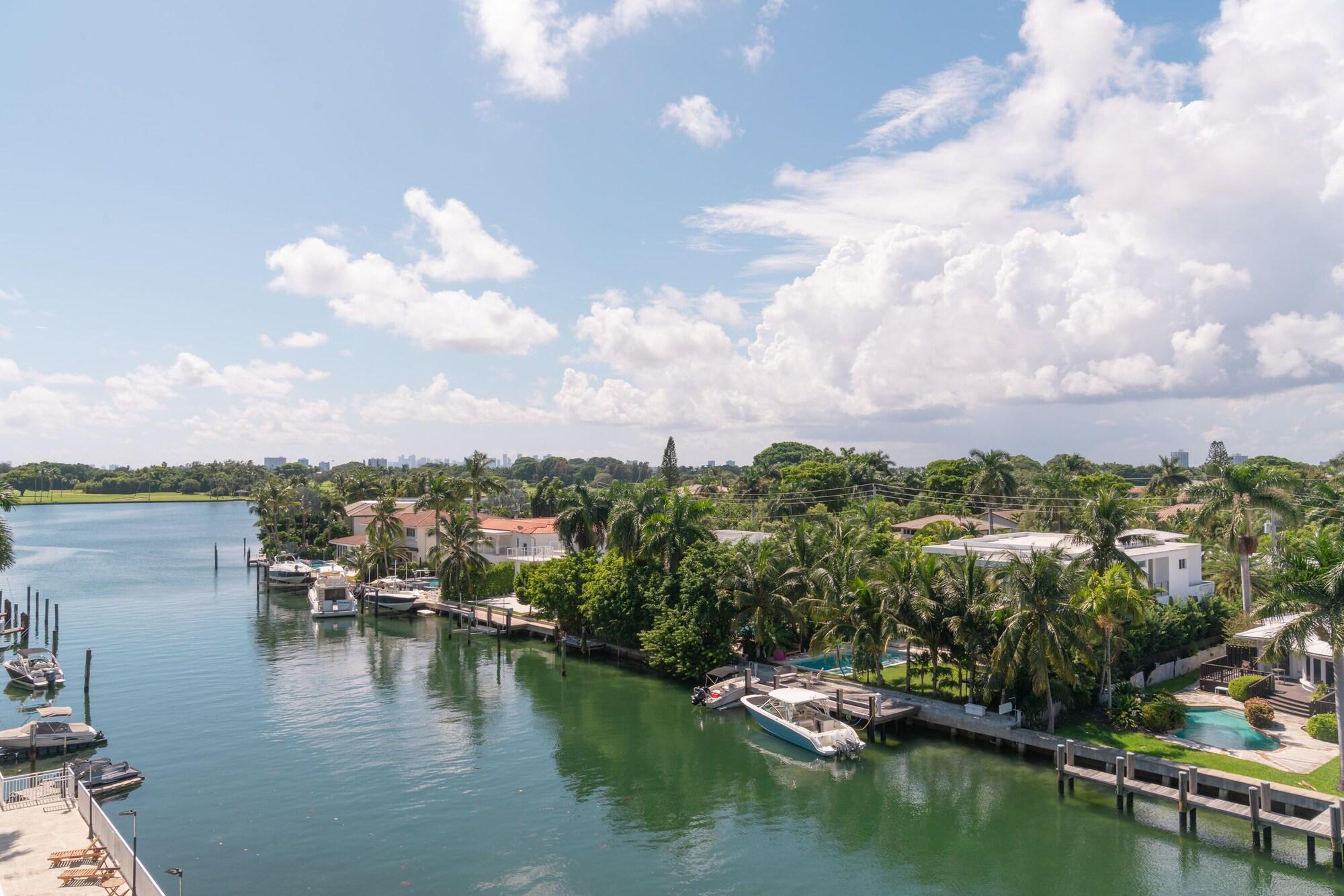 Tryp By Wyndham Miami Bay Harbor Hotel Bay Harbor Islands Exterior foto